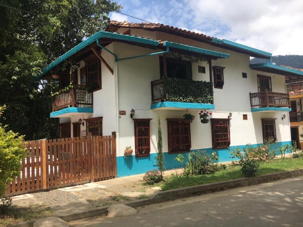 Casa Huespedes El Ensueno Hotel Jardin Buitenkant foto